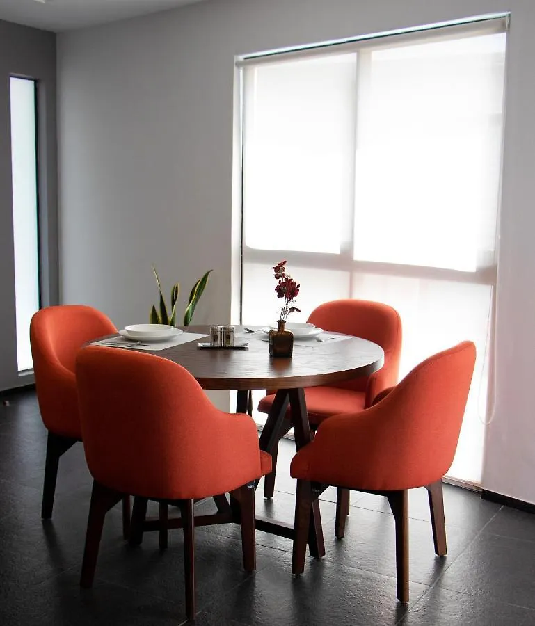 Sole Suites Playa del Carmen 2*,